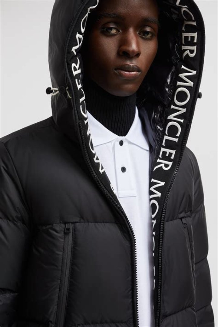 Anne Hathaway: A Champion of Sustainable Fashion in Moncler's Engaging Video