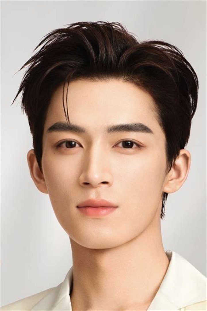 Discover the Rising Star: Wang Xingyue's Journey to Success