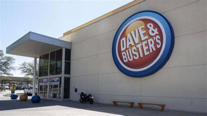 Experience the Thrill of Dave and Buster's Orland Park