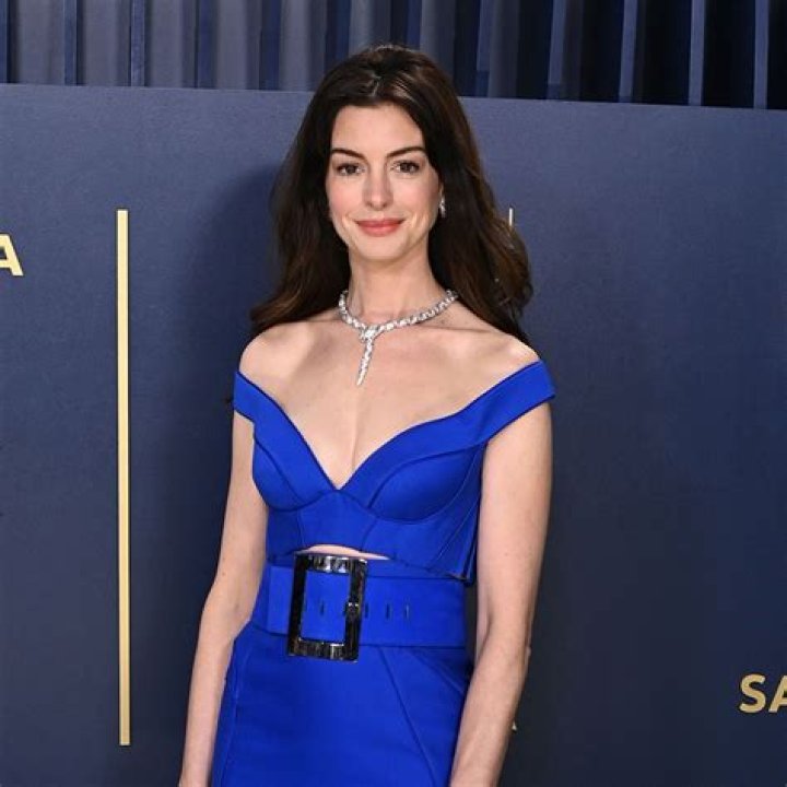 Exploring the Remarkable Journey of Anne Hathaway