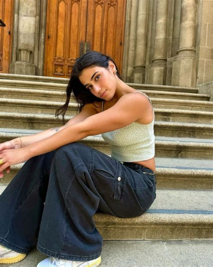 Sara Saffari Nip Slip: A Comprehensive Look at the Viral Moment and the Rising Star